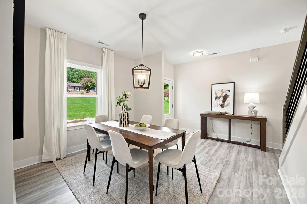 402 North Street Dallas, NC 28034