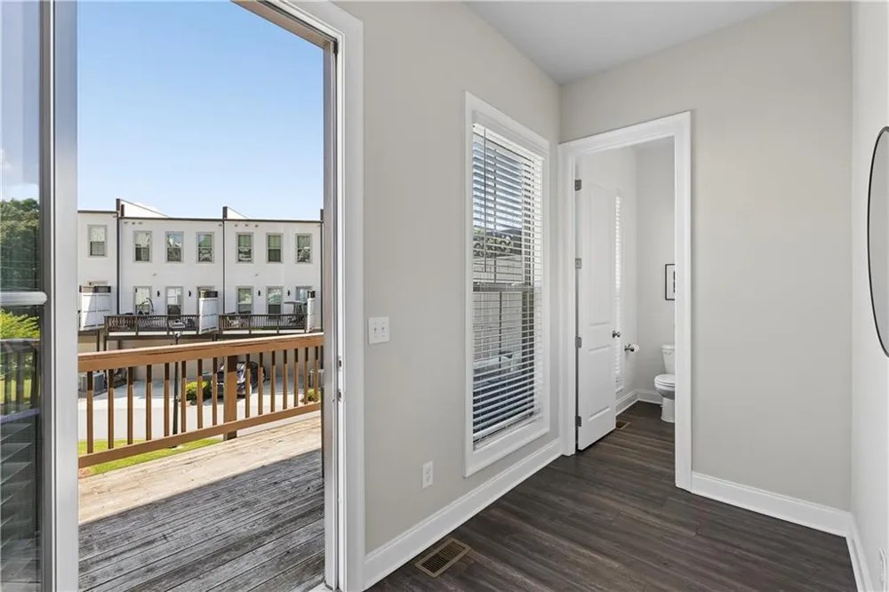857 Constellation Drive Decatur, GA 30033
