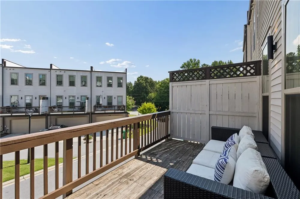 857 Constellation Drive Decatur, GA 30033