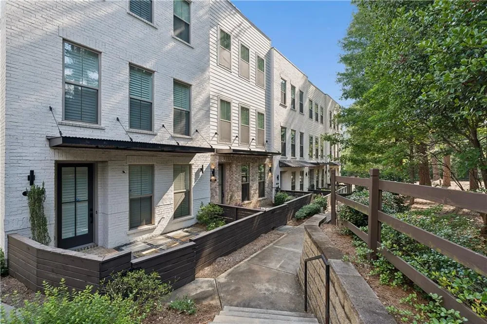 857 Constellation Drive Decatur, GA 30033