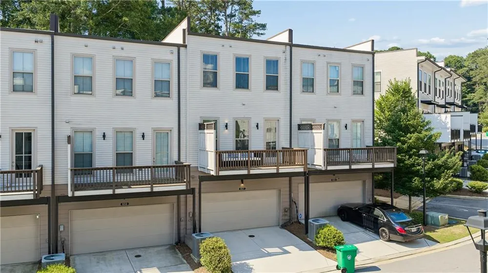 857 Constellation Drive Decatur, GA 30033