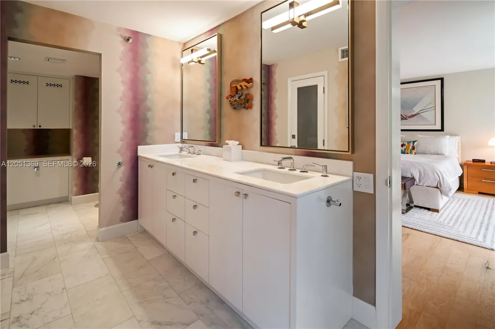 2575 S Bayshore Dr #5B Coconut Grove, FL 33133