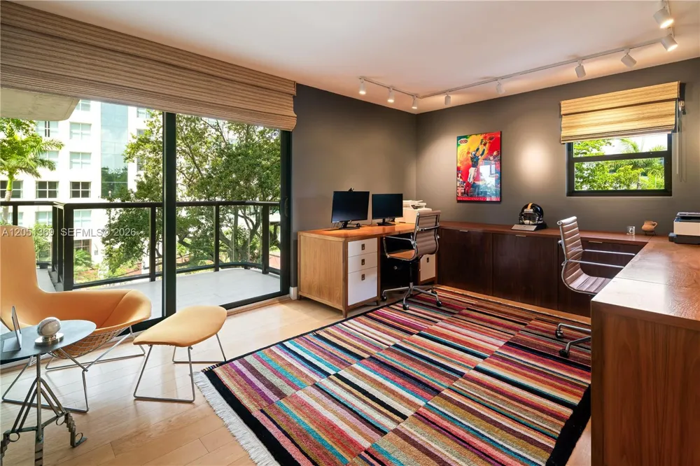 2575 S Bayshore Dr #5B Coconut Grove, FL 33133