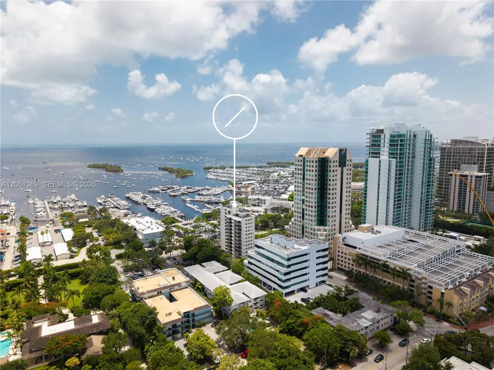 2575 S Bayshore Dr #5B Coconut Grove, FL 33133