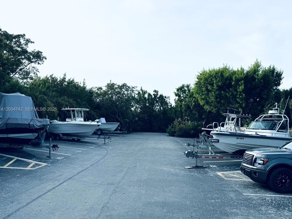 500 Burton Dr #1305 Key Largo, FL 33070