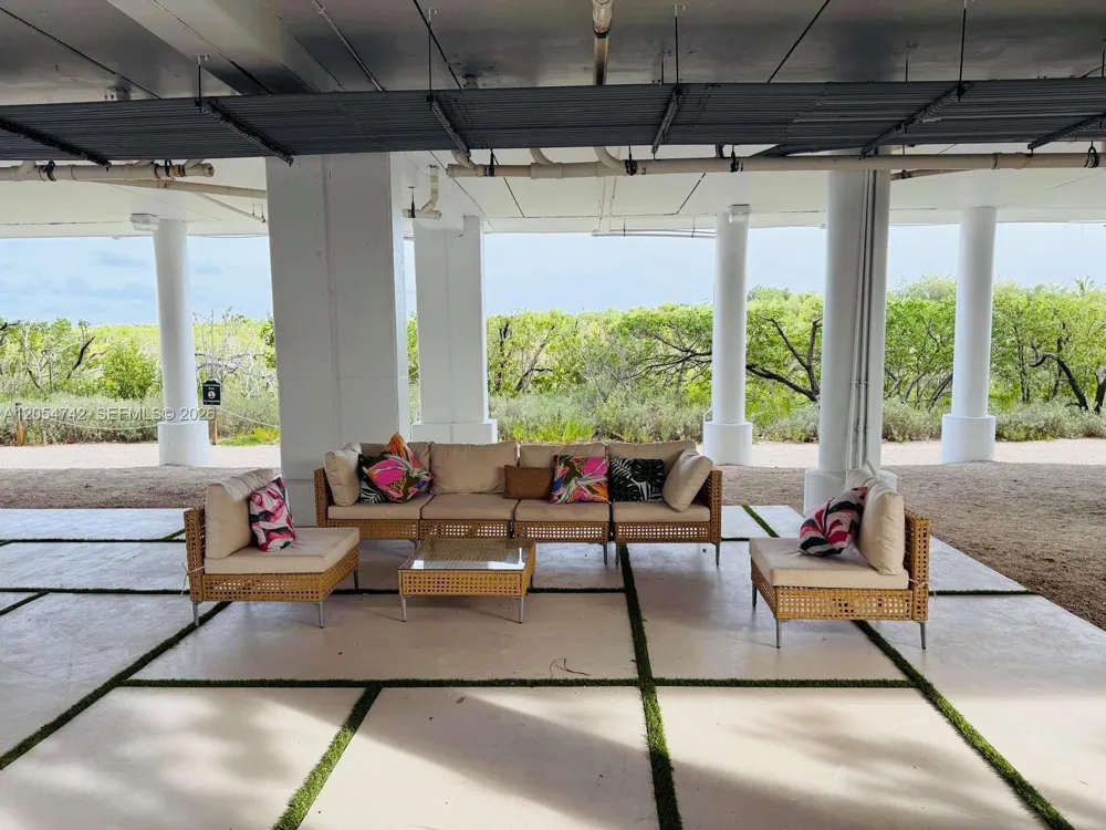 500 Burton Dr #1305 Key Largo, FL 33070