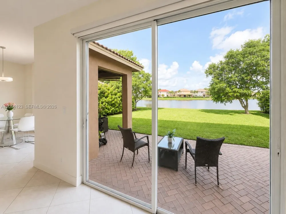 4415 E Whitewater Ave #0 Weston, FL 33332