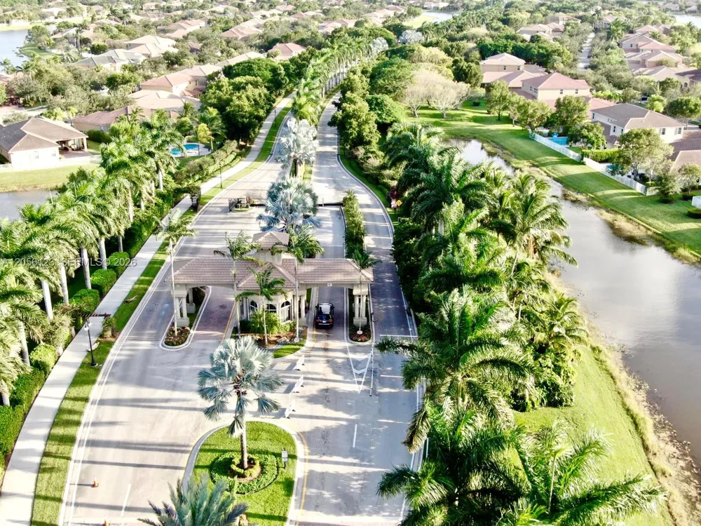 4415 E Whitewater Ave #0 Weston, FL 33332