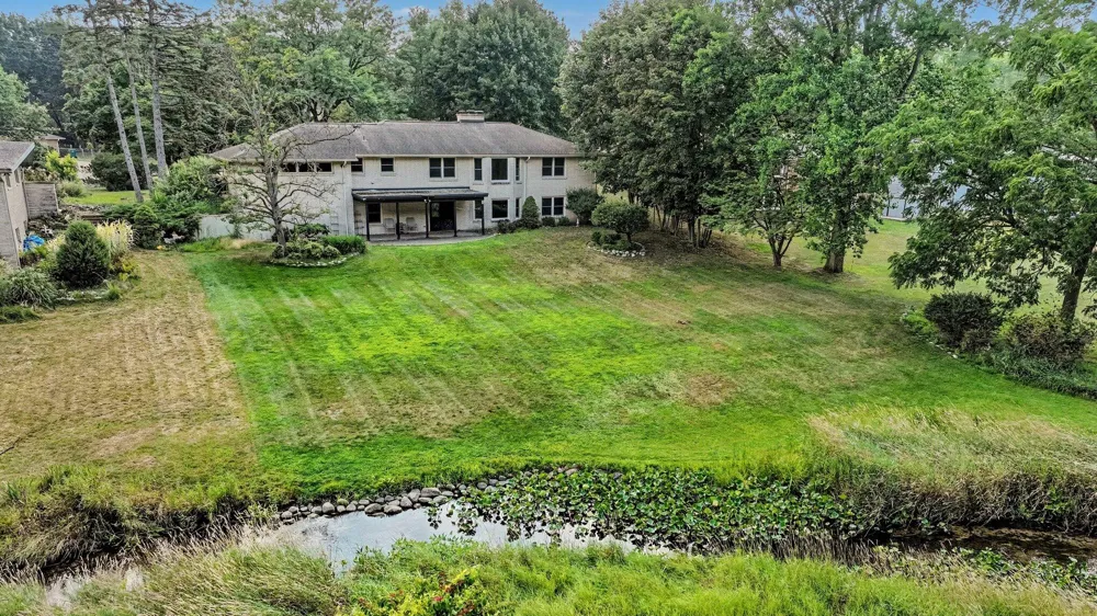 1926 Greenbriar Drive Portage, MI 49024
