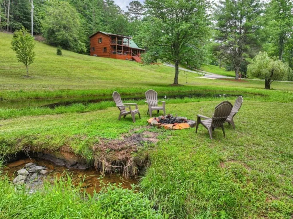 355 Happy Valley Lane Morganton, GA 30560