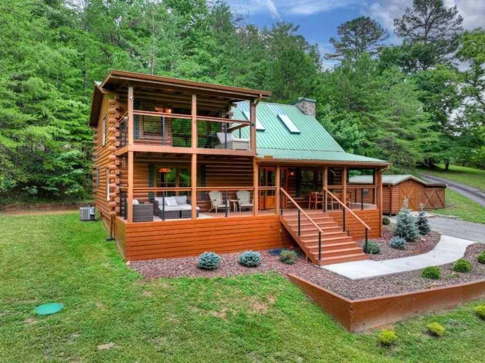 355 Happy Valley Lane Morganton, GA 30560