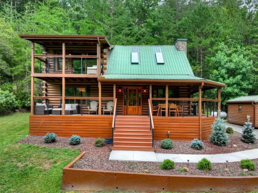 355 Happy Valley Lane Morganton, GA 30560