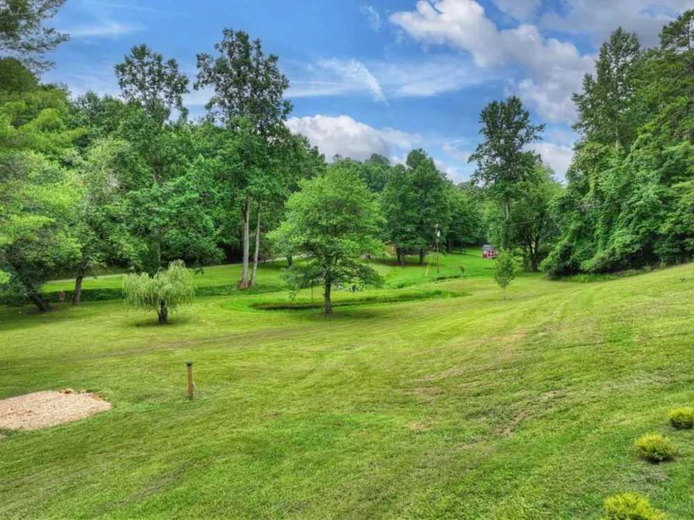 355 Happy Valley Lane Morganton, GA 30560