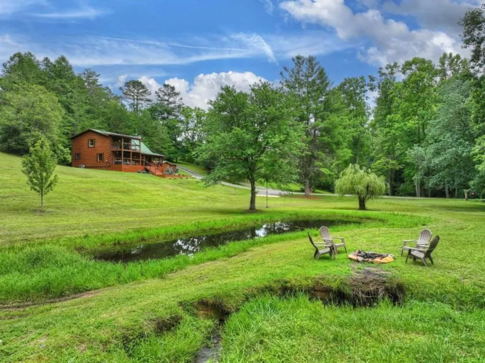 355 Happy Valley Lane Morganton, GA 30560