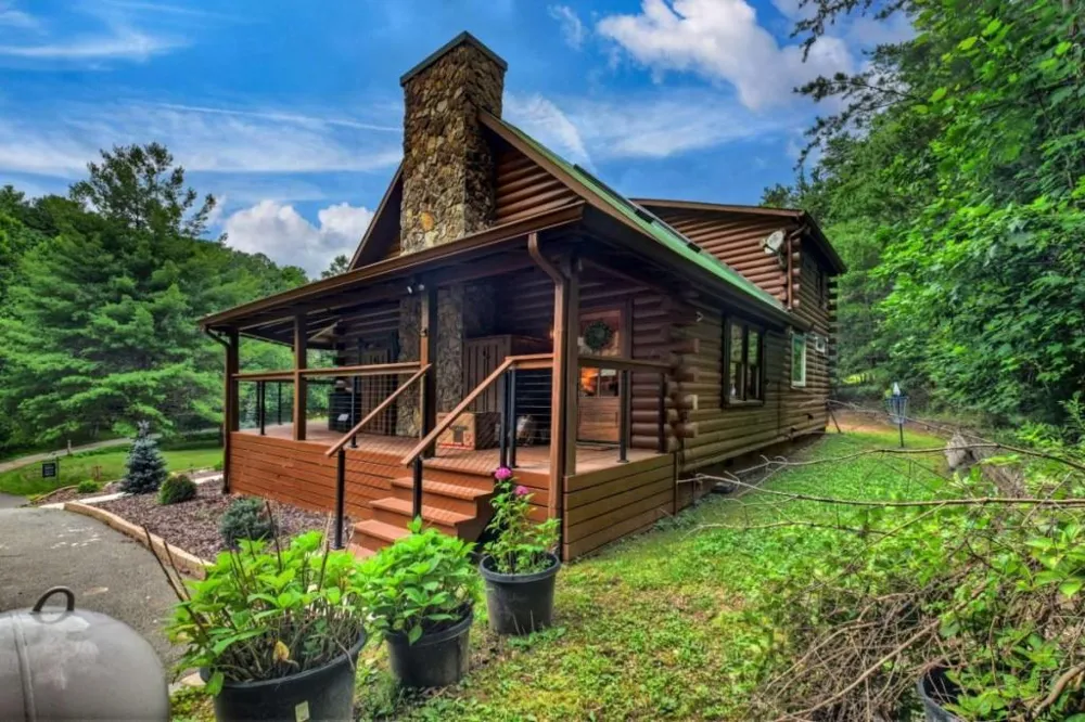 355 Happy Valley Lane Morganton, GA 30560