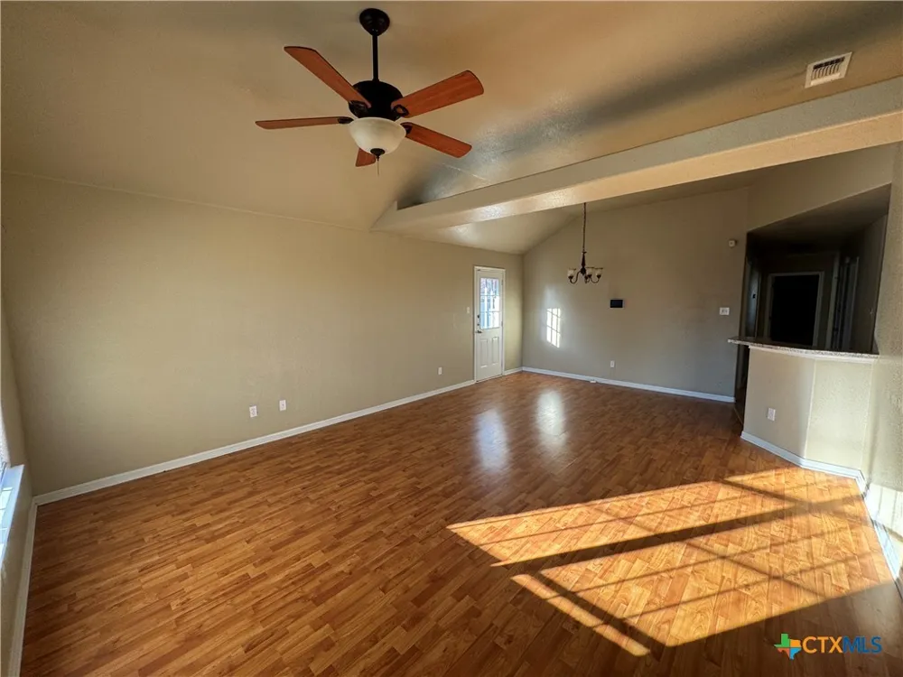 3003 Baldwin Loop Killeen, TX 76549