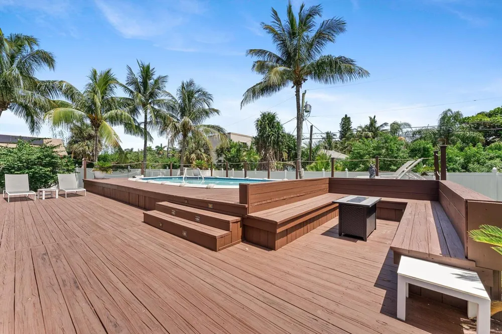 728 NE 9TH AVENUE Boynton Beach, FL 33435