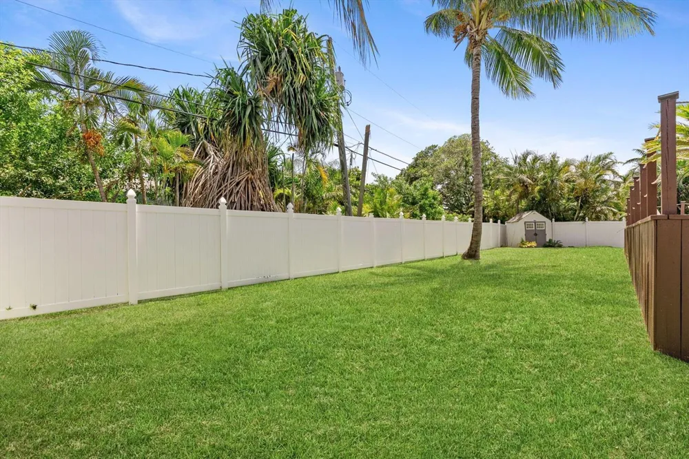 728 NE 9TH AVENUE Boynton Beach, FL 33435