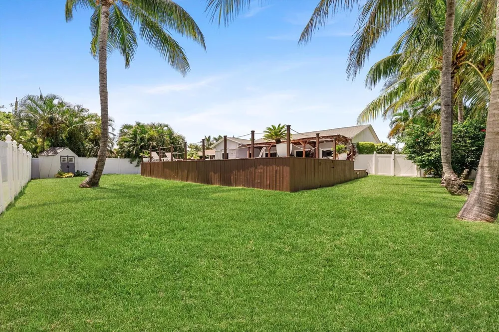 728 NE 9TH AVENUE Boynton Beach, FL 33435