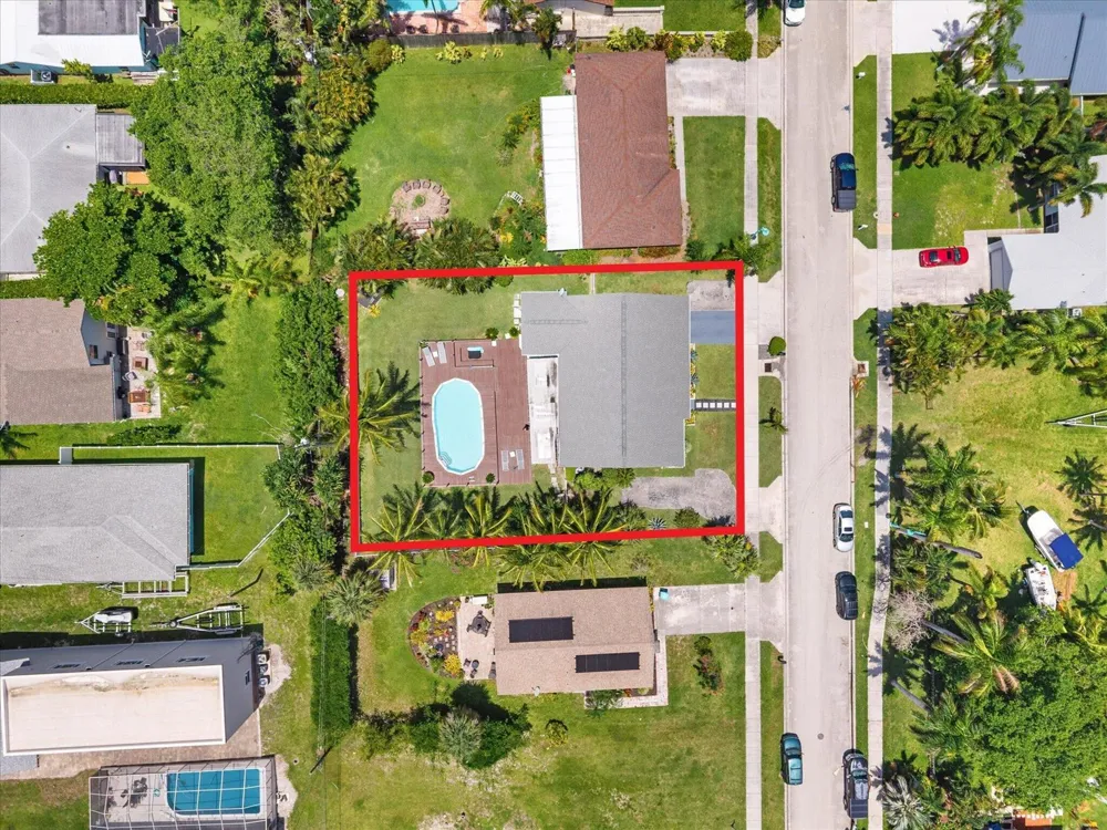 728 NE 9TH AVENUE Boynton Beach, FL 33435