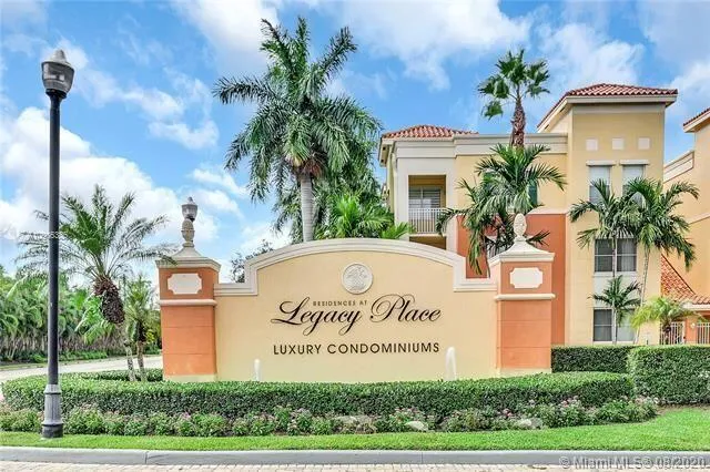 11023 Legacy Lane #301 Palm Beach Gardens, FL 33410