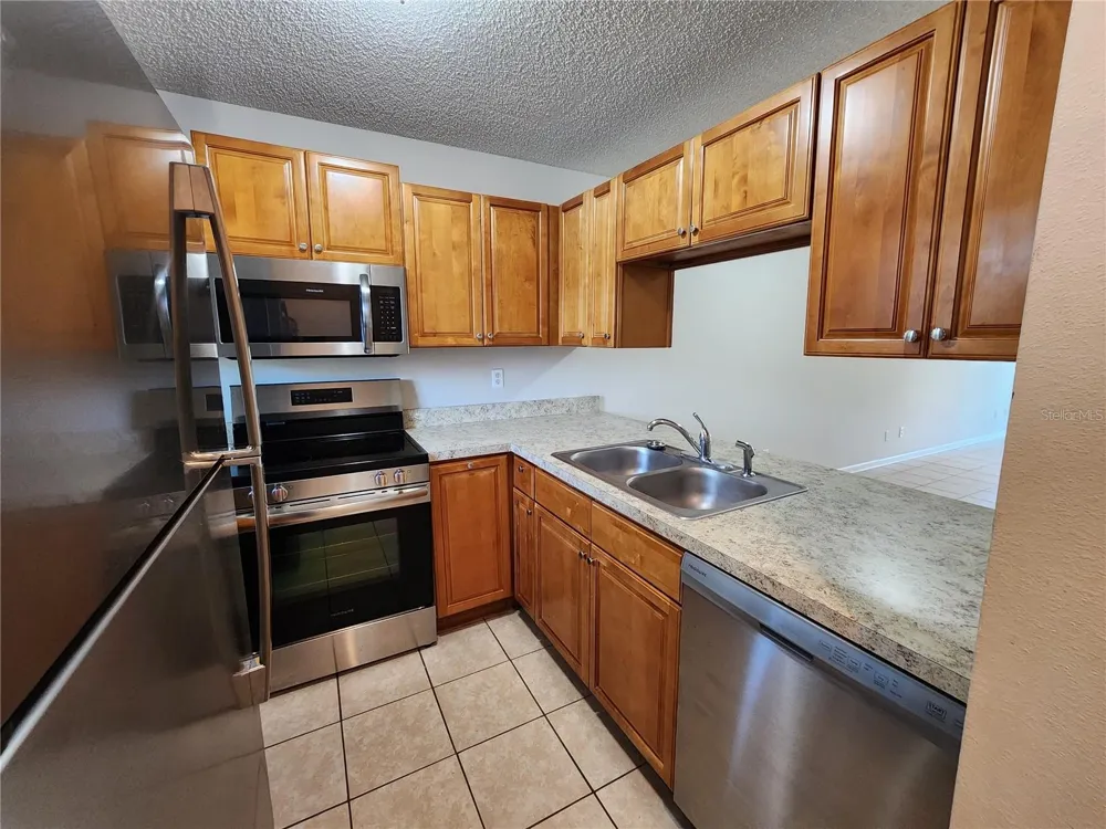 39132 COUNTY ROAD 54 #2152 Zephyrhills, FL 33542