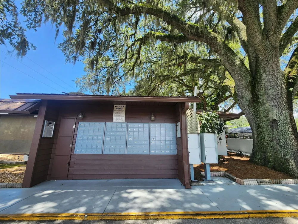 39132 COUNTY ROAD 54 #2152 Zephyrhills, FL 33542