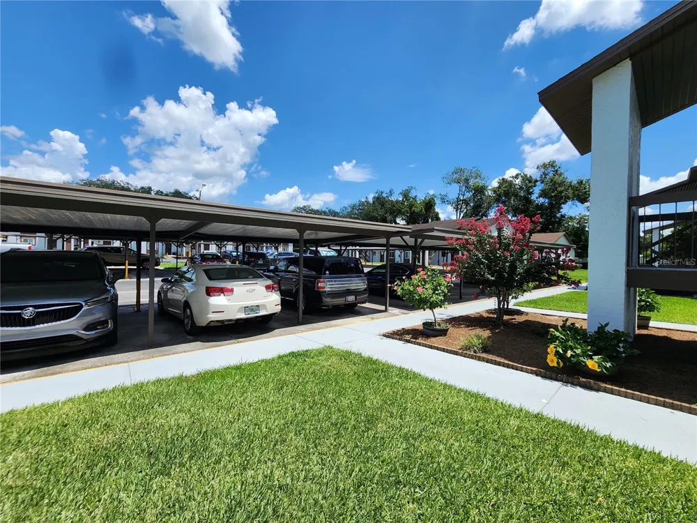 39132 COUNTY ROAD 54 #2152 Zephyrhills, FL 33542