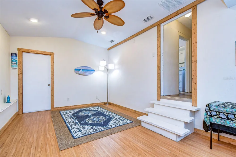 5509 15TH AVENUE S Gulfport, FL 33707