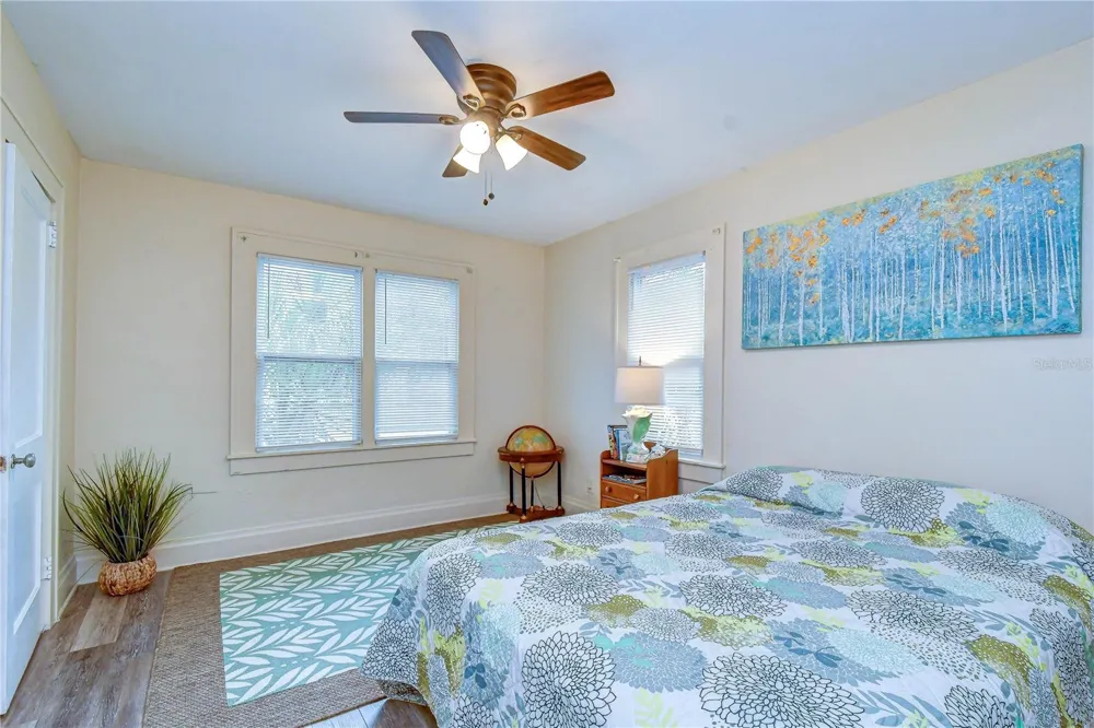5509 15TH AVENUE S Gulfport, FL 33707
