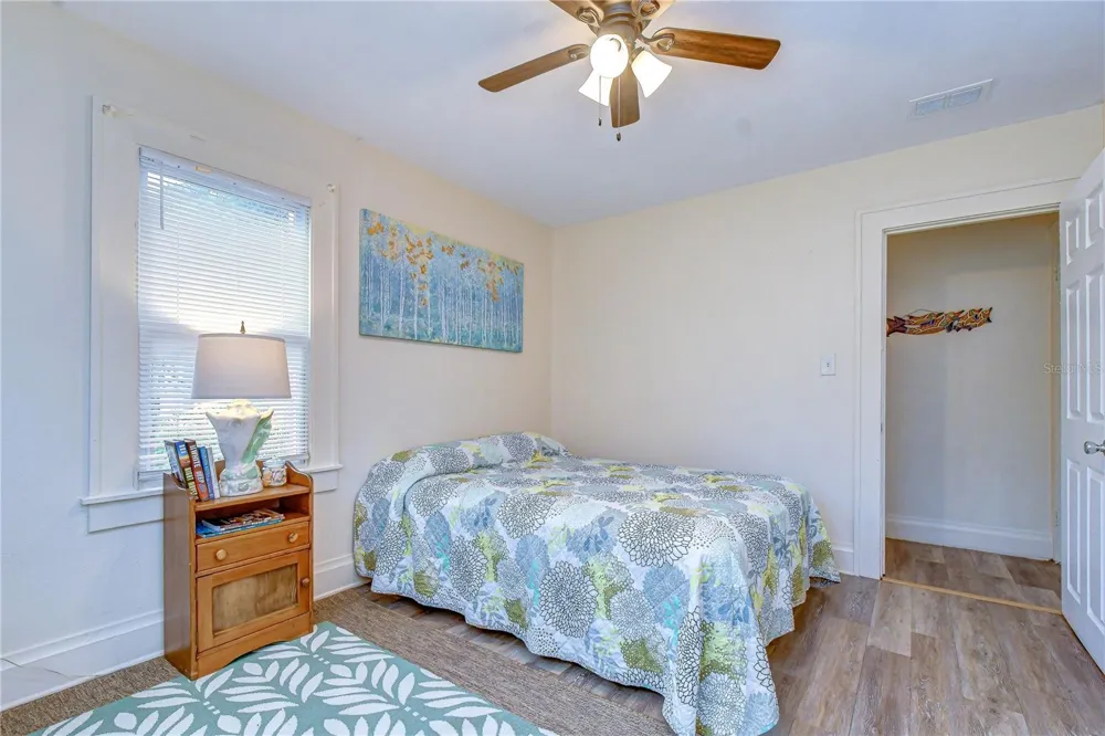 5509 15TH AVENUE S Gulfport, FL 33707