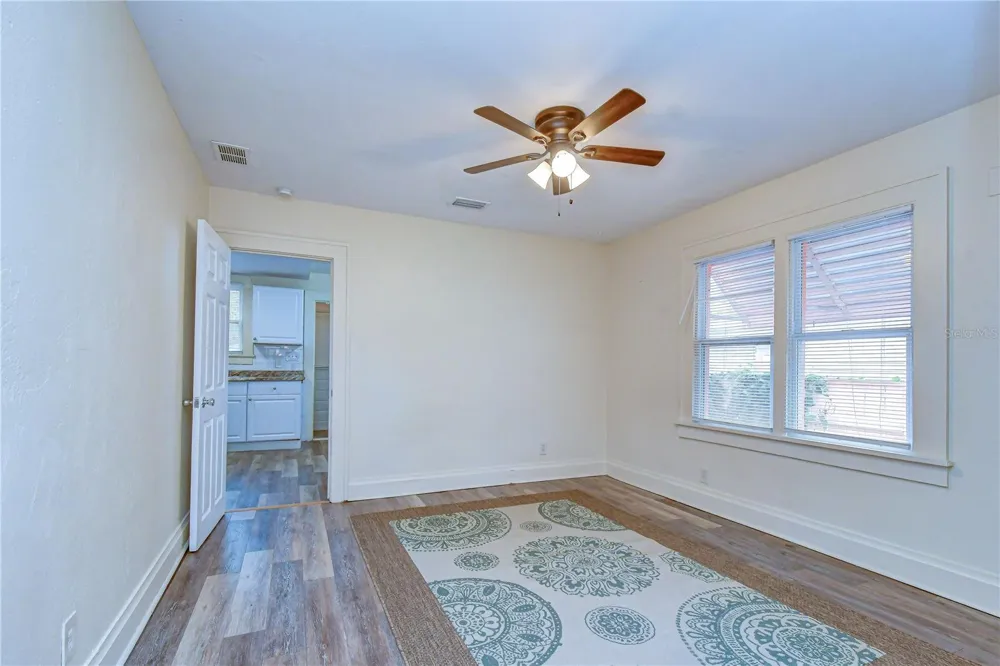 5509 15TH AVENUE S Gulfport, FL 33707