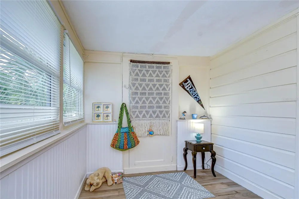 5509 15TH AVENUE S Gulfport, FL 33707