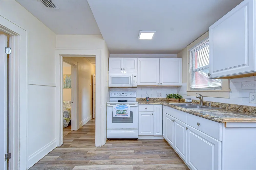 5509 15TH AVENUE S Gulfport, FL 33707