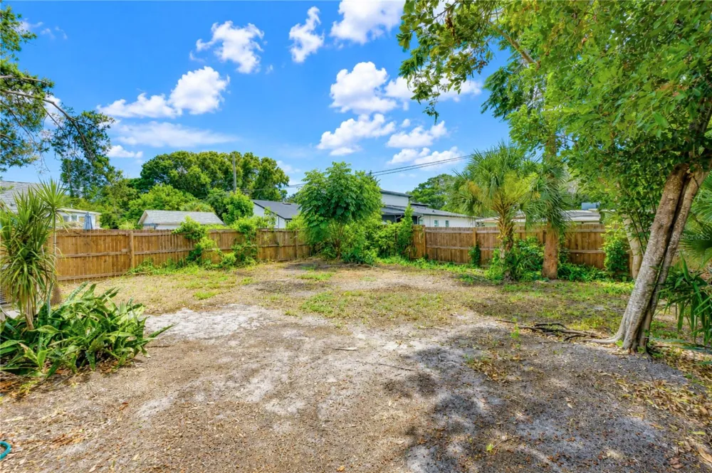 5509 15TH AVENUE S Gulfport, FL 33707