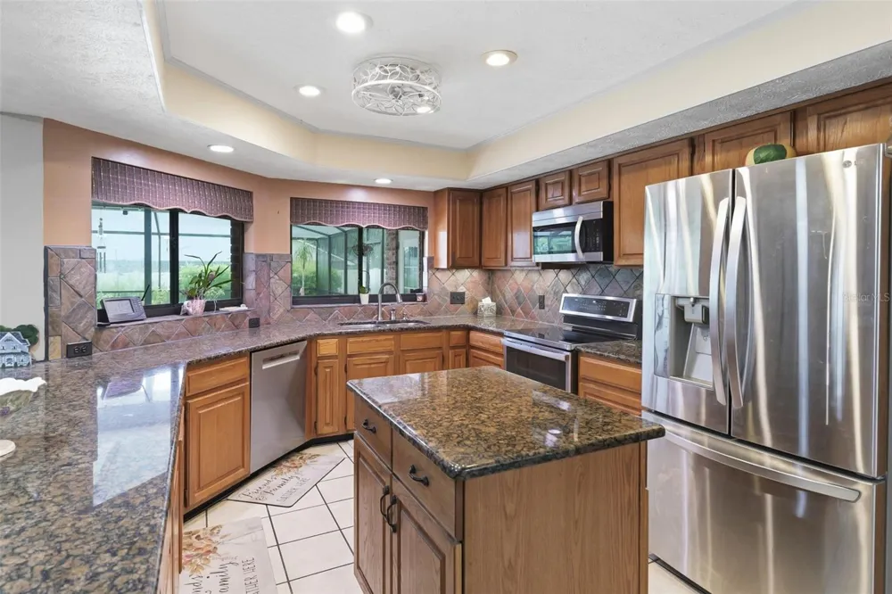 411 SUMMIT CHASE DRIVE Valrico, FL 33594