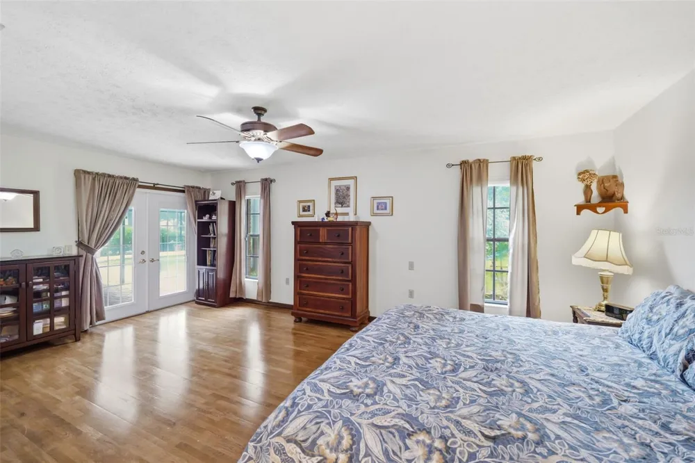 411 SUMMIT CHASE DRIVE Valrico, FL 33594