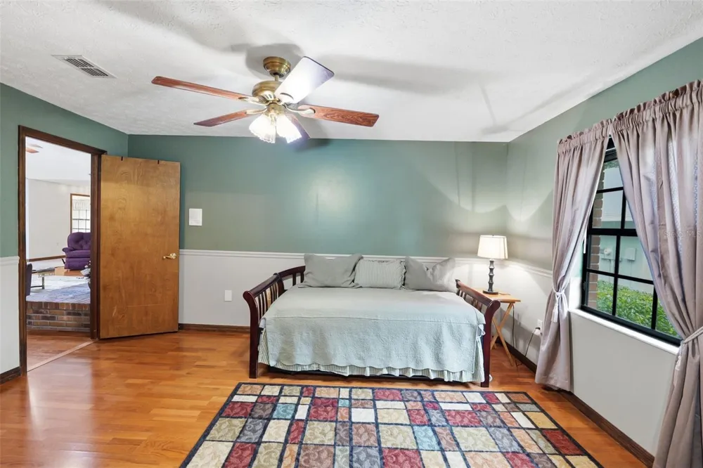 411 SUMMIT CHASE DRIVE Valrico, FL 33594