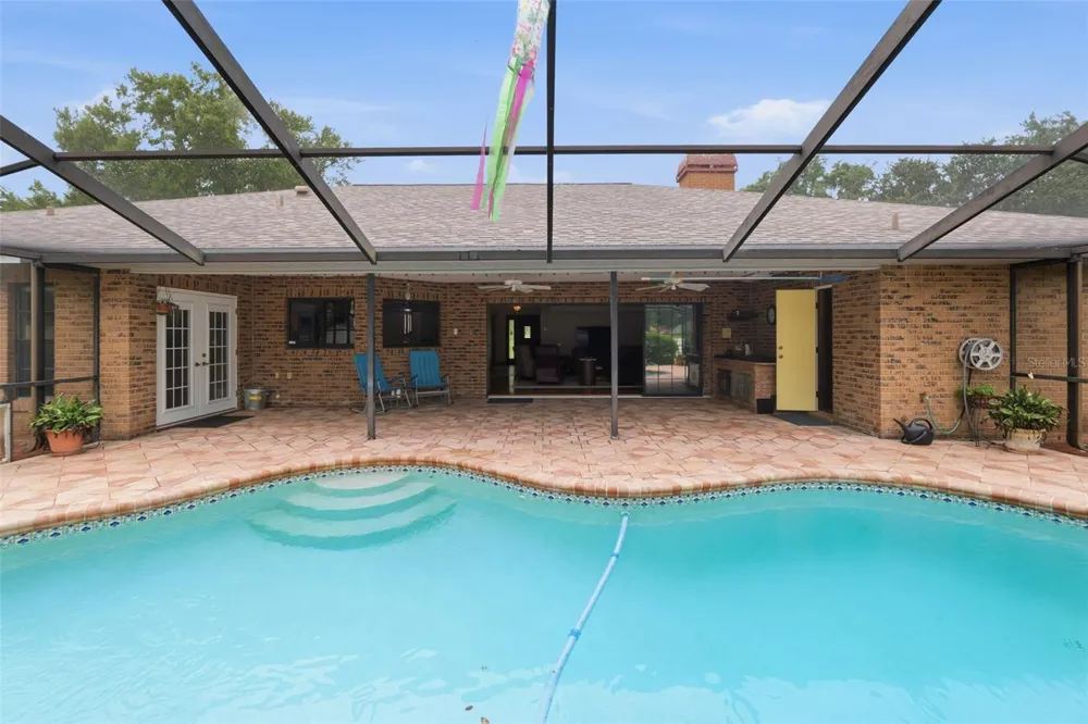 411 SUMMIT CHASE DRIVE Valrico, FL 33594