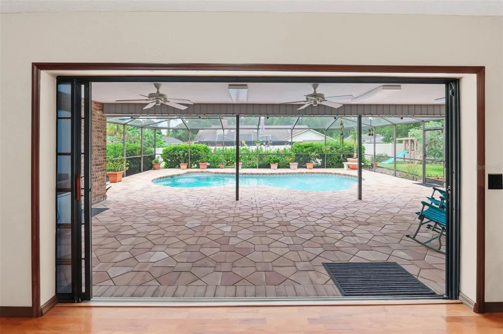 411 SUMMIT CHASE DRIVE Valrico, FL 33594