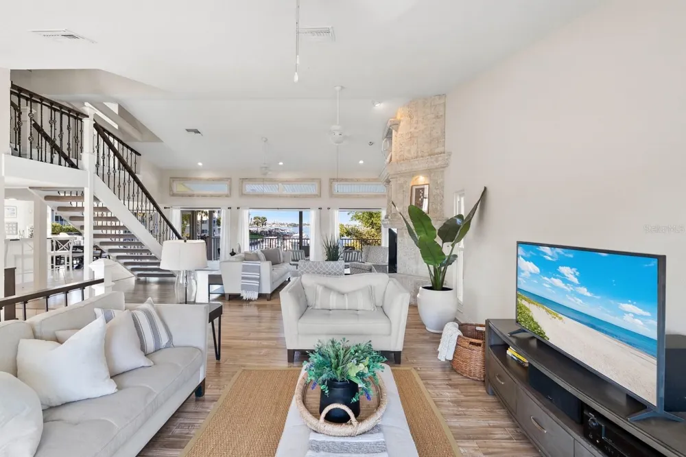 255 46TH AVENUE St Pete Beach, FL 33706