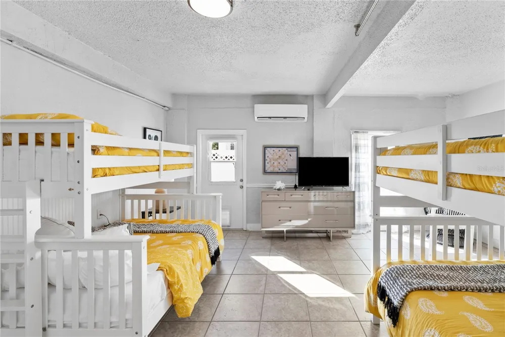 255 46TH AVENUE St Pete Beach, FL 33706