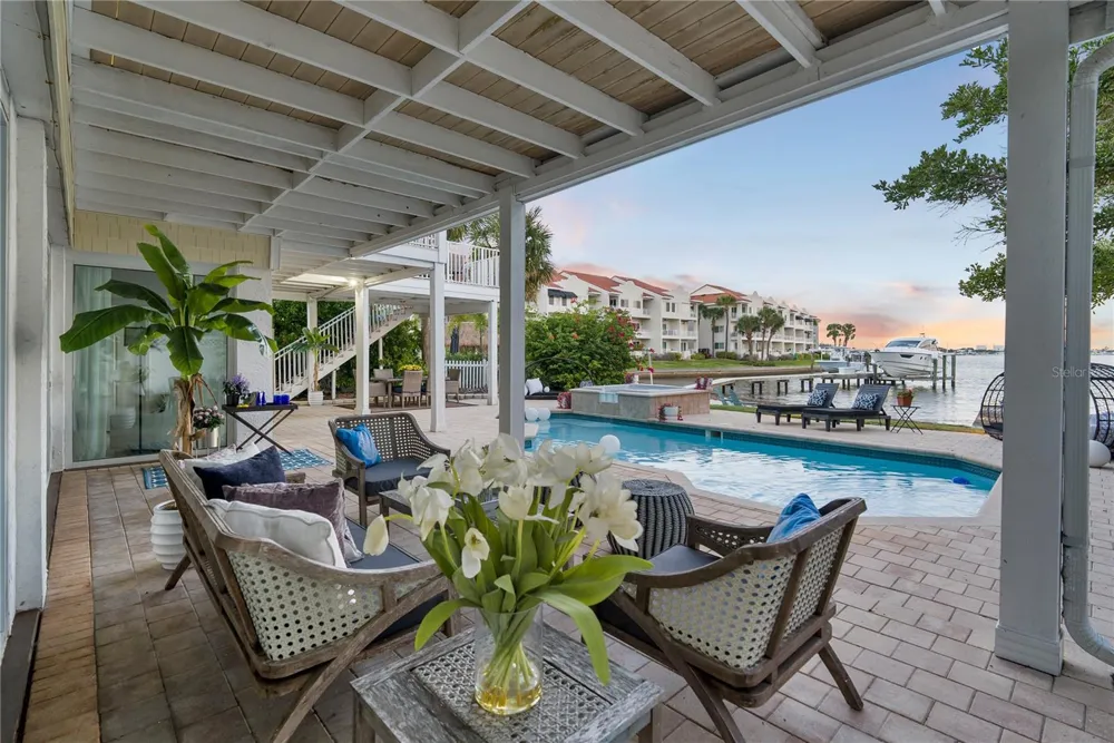 255 46TH AVENUE St Pete Beach, FL 33706