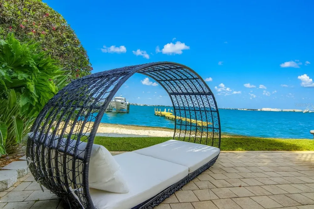 255 46TH AVENUE St Pete Beach, FL 33706