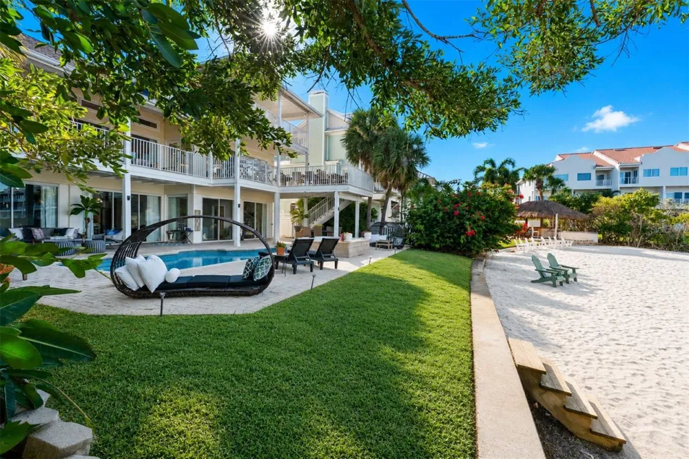 255 46TH AVENUE St Pete Beach, FL 33706