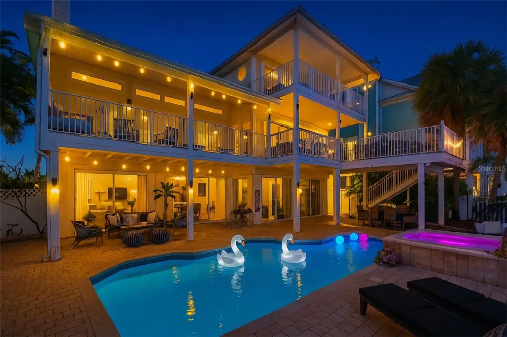 255 46TH AVENUE St Pete Beach, FL 33706