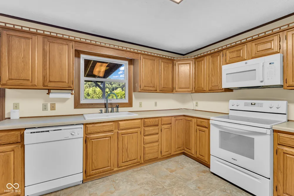 7556 W County Road 350 S Greencastle, IN 46135