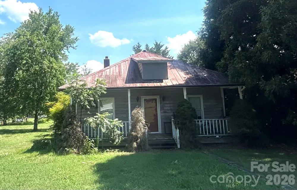 2981 W Old Nc 150 Highway Crouse, NC 28033
