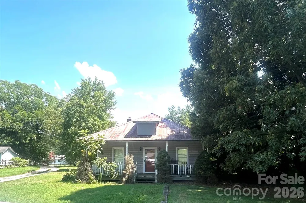 2981 W Old Nc 150 Highway Crouse, NC 28033