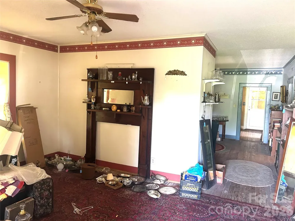 2981 W Old Nc 150 Highway Crouse, NC 28033